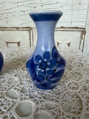 Blue Floral Ceramic Vase - Decorative Home Accent 2 sided bird /flower